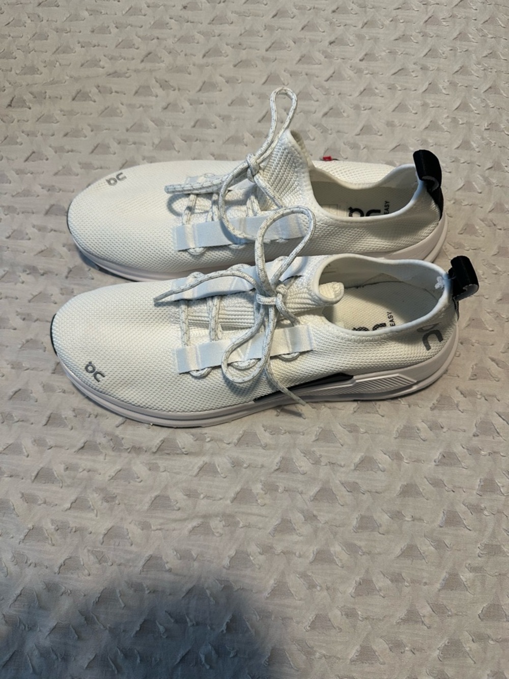 On Running shoes cloudeasy 10.5 Men's White Athletic Sneakers